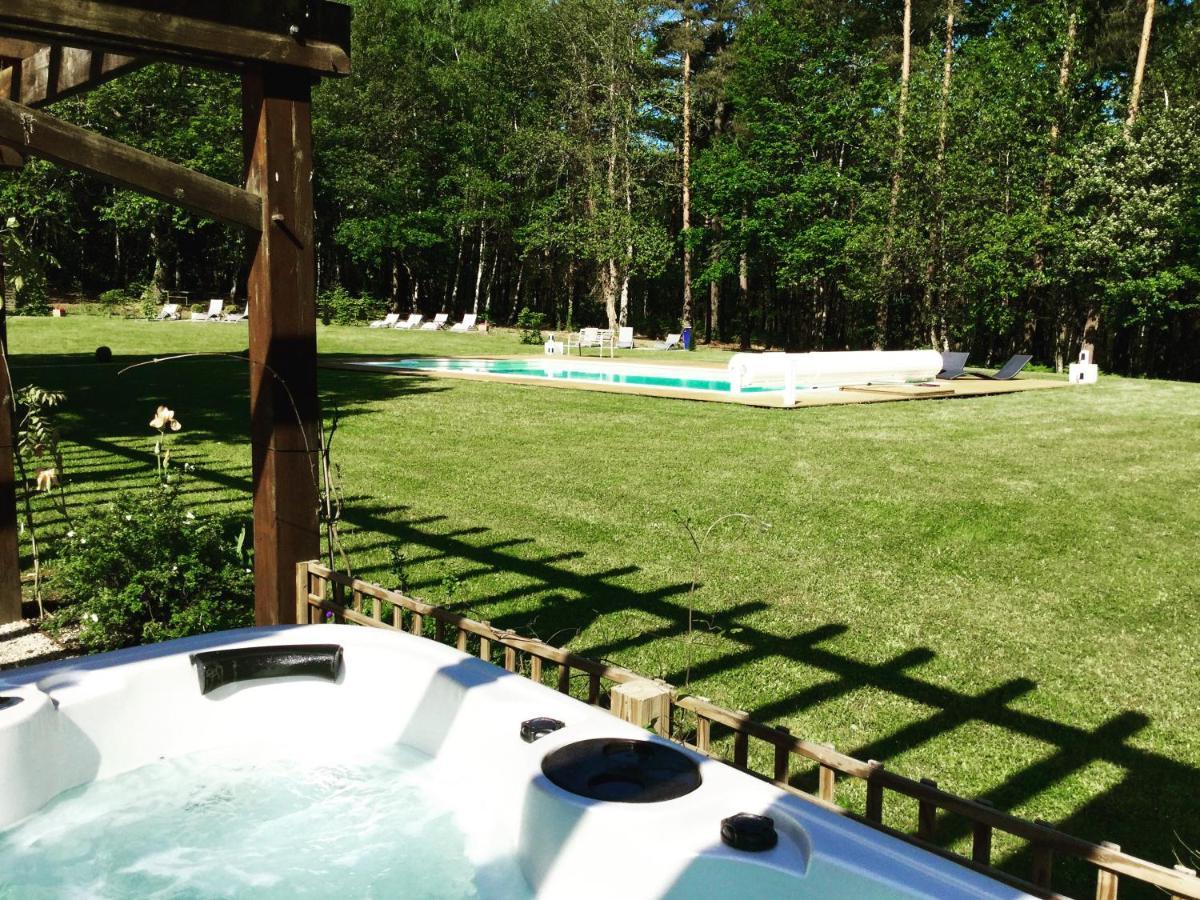 Chateau Des Essards Avec Piscine Et Jacuzzi Ланже Екстер'єр фото